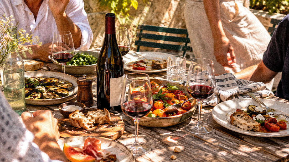 Vin rouge en été : comment le déguster même quand il fait très chaud ?